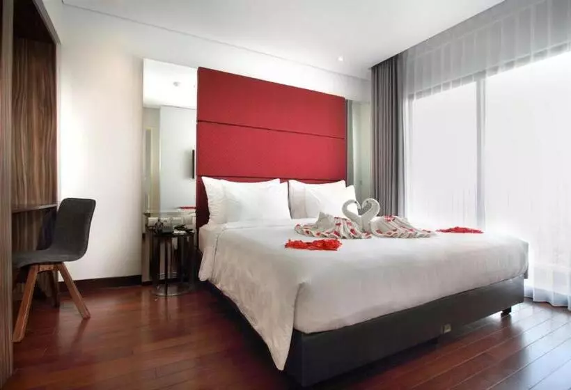 Helios Hotel & Convention