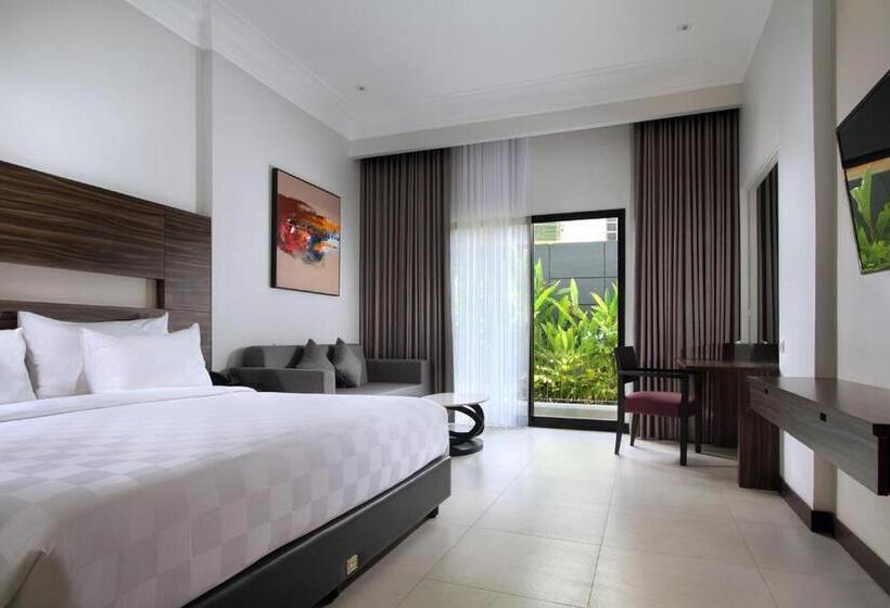 Helios Hotel & Convention