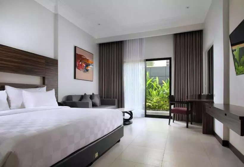 Helios Hotel & Convention