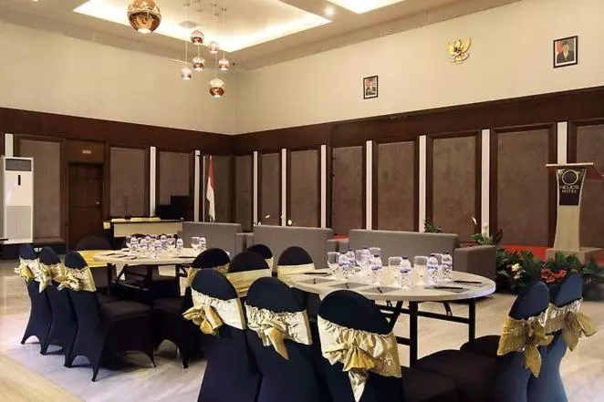 Helios Hotel & Convention