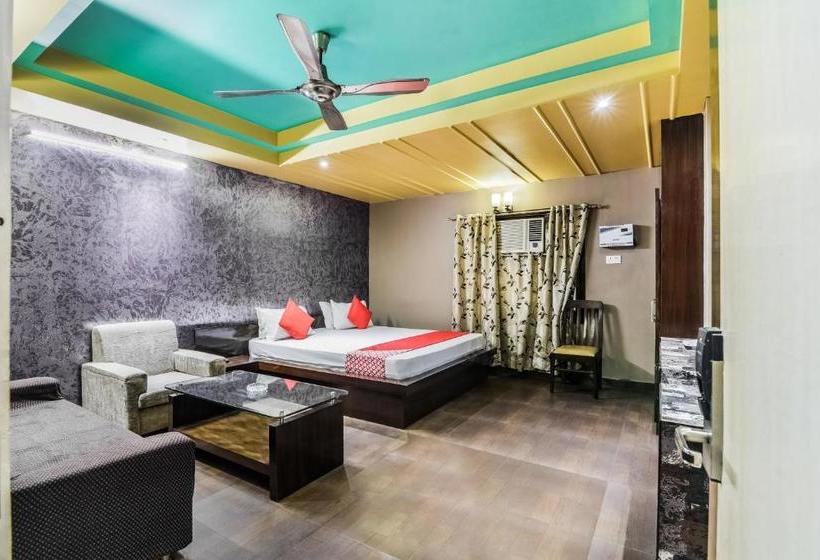 酒店 A P Palace By Oyo Rooms