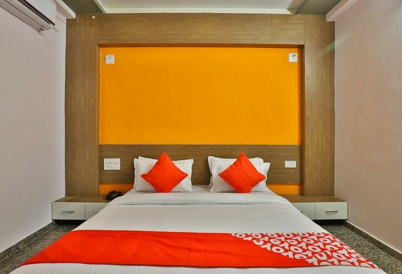 호텔 Ab Apple By Oyo Rooms