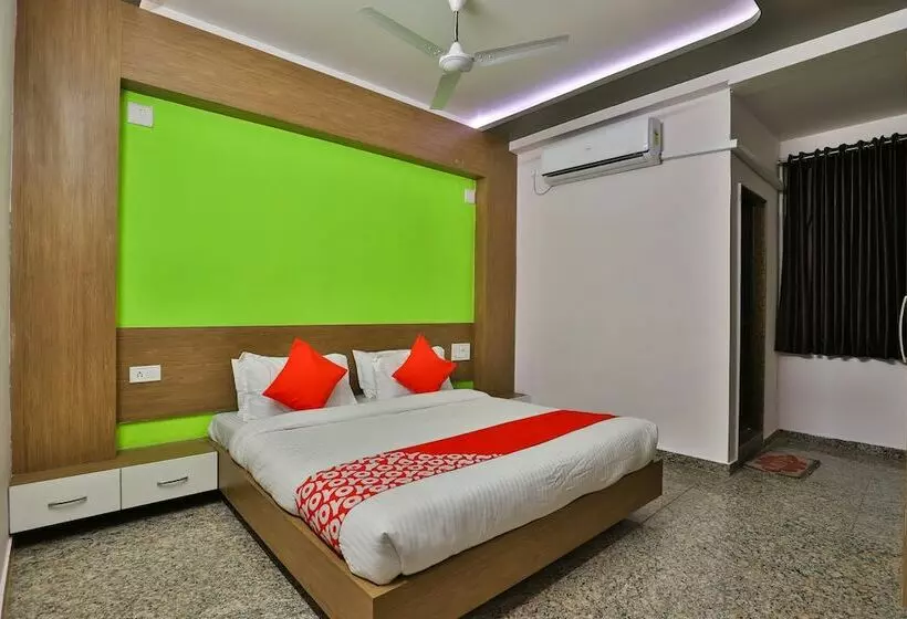 Hotelli Ab Apple By Oyo Rooms