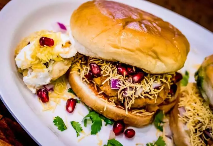 Hotelli Ab Apple By Oyo Rooms