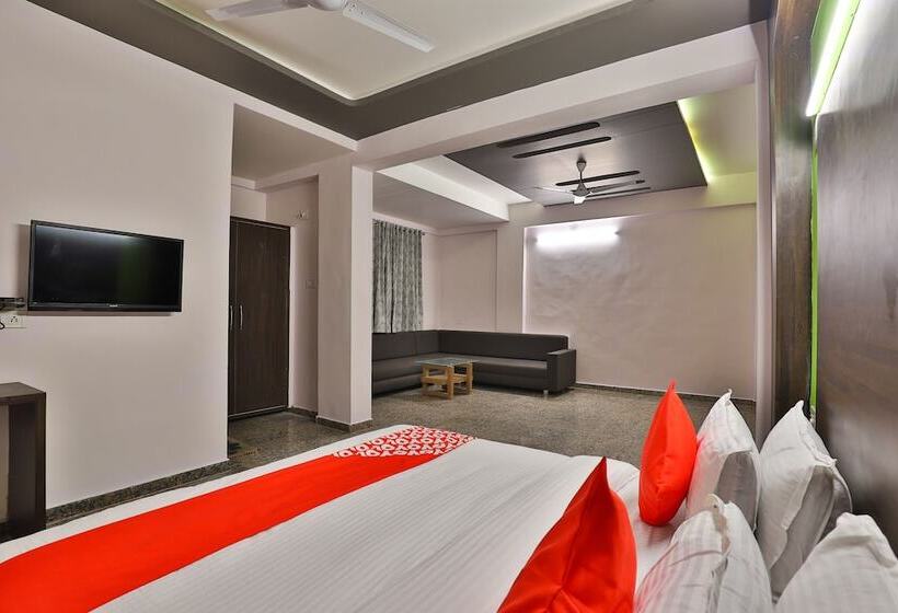 호텔 Ab Apple By Oyo Rooms