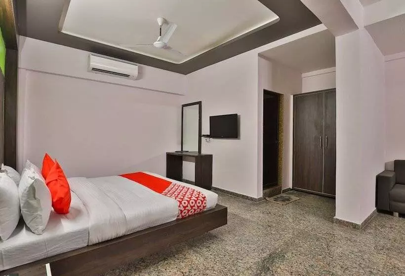 Hotelli Ab Apple By Oyo Rooms