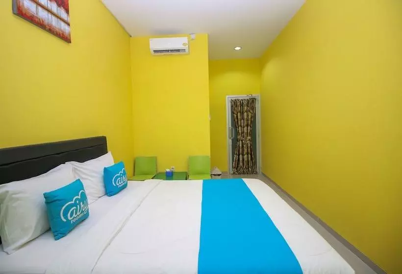 ホテル Airy Bandara Adi Soemarmo 3 Solo