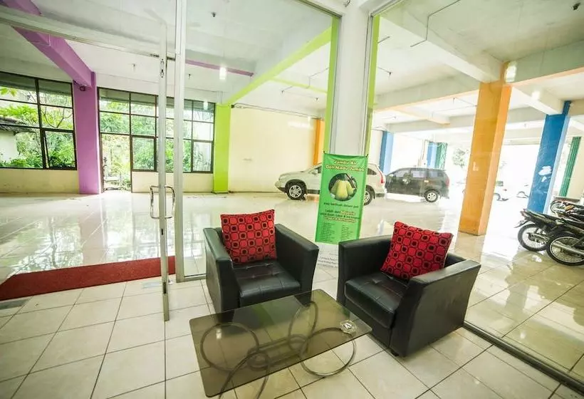 ホテル Airy Eco Syariah Solo Baru Sukoharjo Soekarno 20
