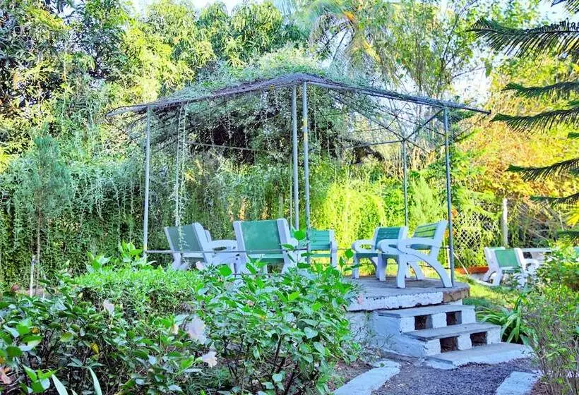 ホテル Anil Farm House