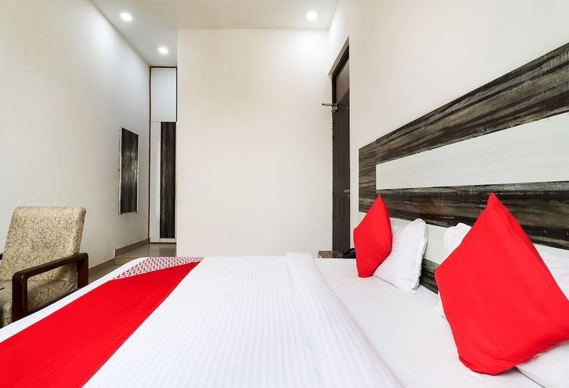 בית מלון כפרי Bandhan By Oyo Rooms