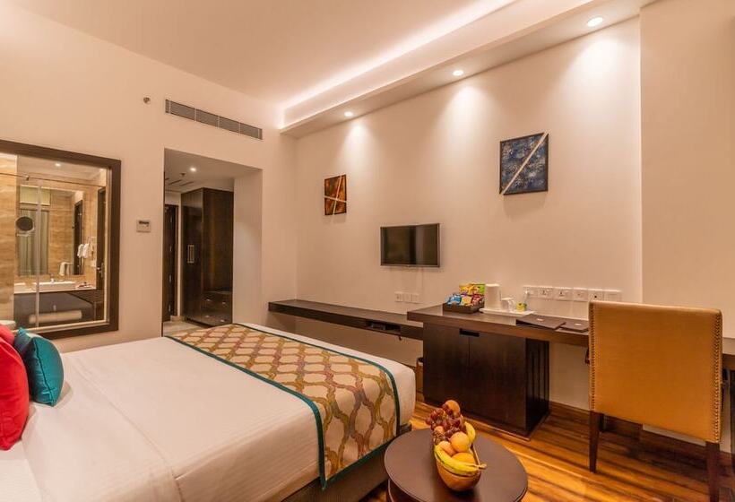 בית מלון כפרי Divine Clarks Inn Suites