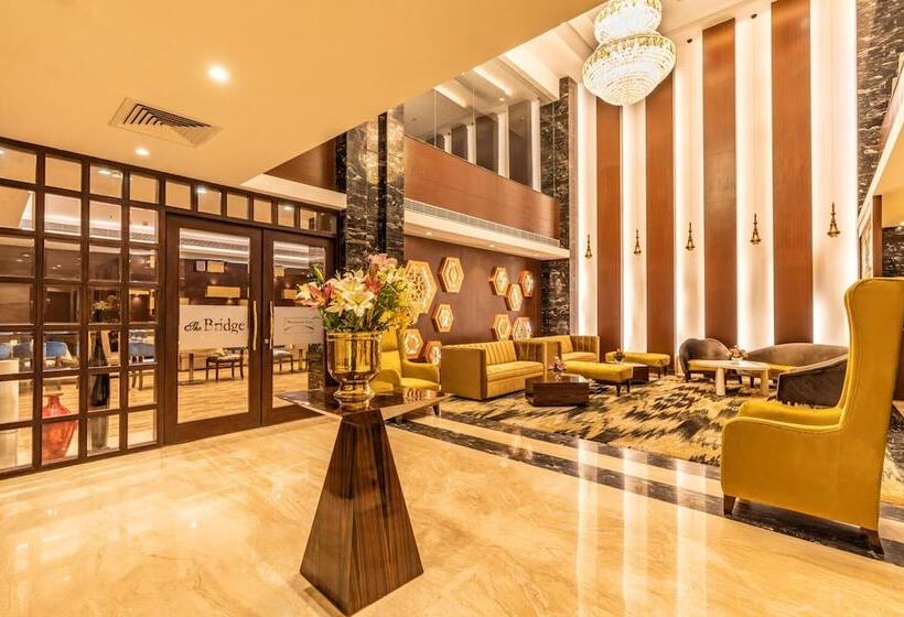 בית מלון כפרי Divine Clarks Inn Suites