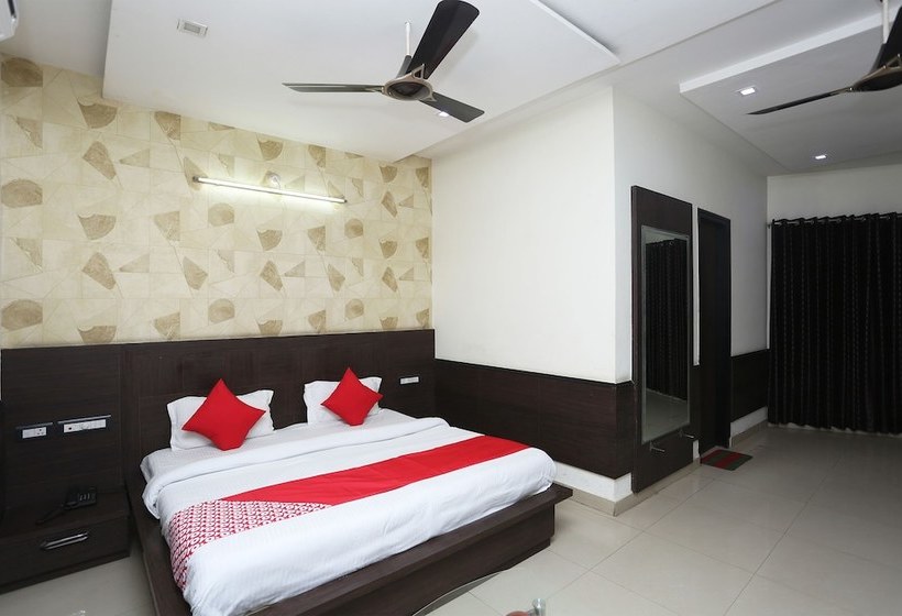 Hotel Galaxy By Oyo Rooms