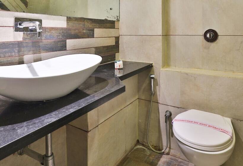 Hotel Laksh Residency