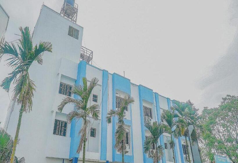 ホテル O Paradise Inn Talegaon Dabhade