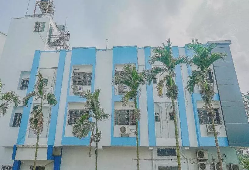 ホテル O Paradise Inn Talegaon Dabhade