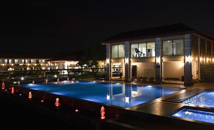 فندق Spoorti Resort And Club