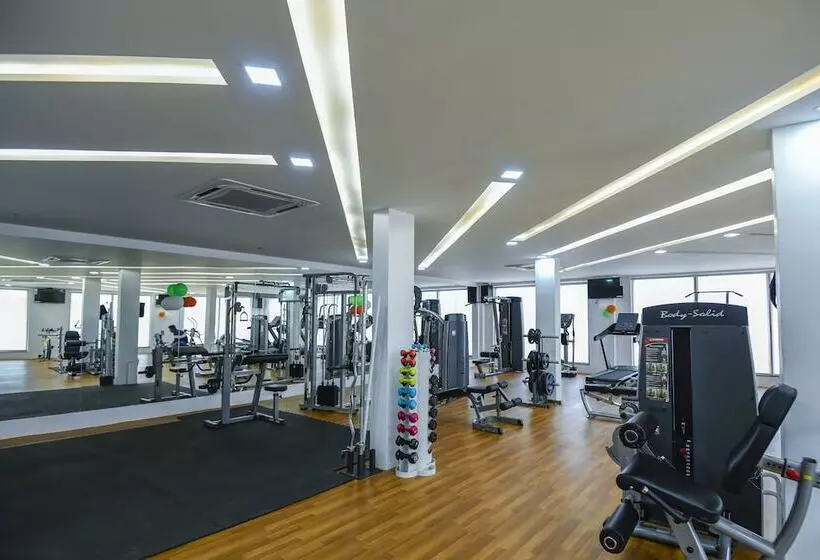 Hotelli Spoorti Resort And Club