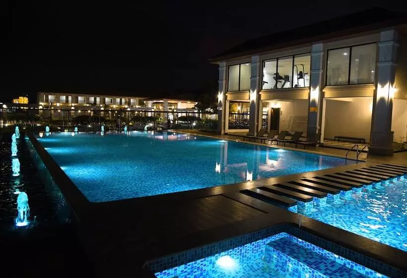 Hotelli Spoorti Resort And Club