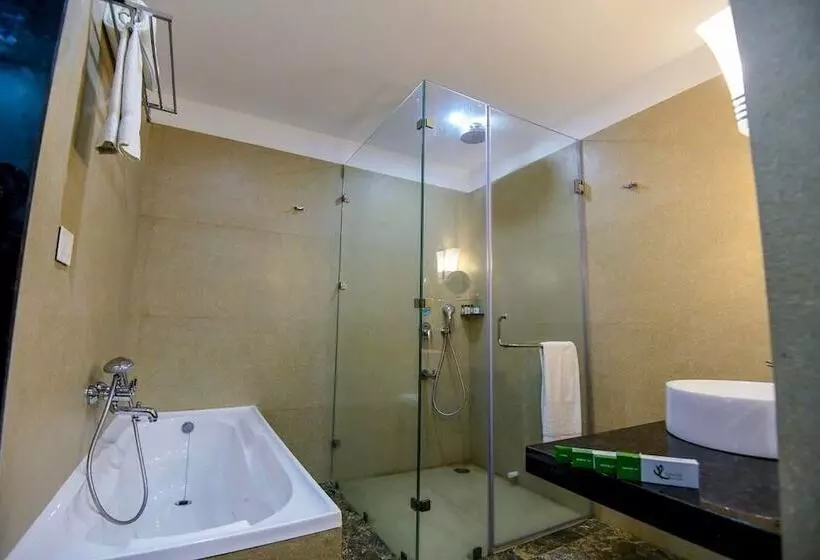 Hotelli Spoorti Resort And Club