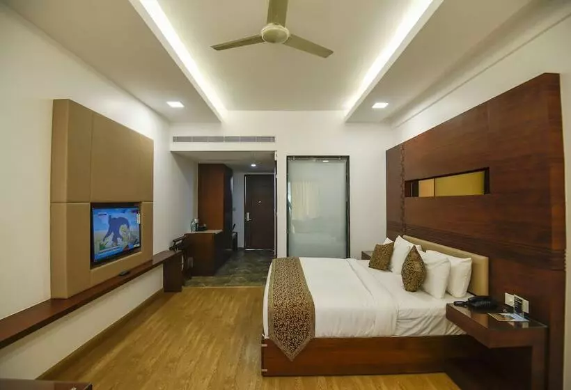 Hotelli Spoorti Resort And Club