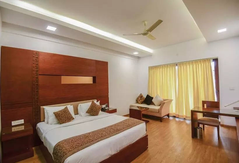 Hotelli Spoorti Resort And Club