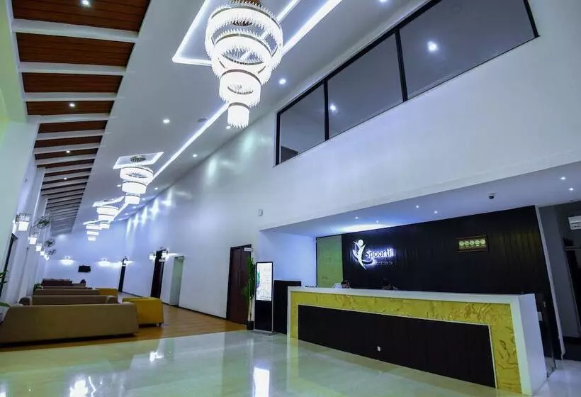 Hotelli Spoorti Resort And Club