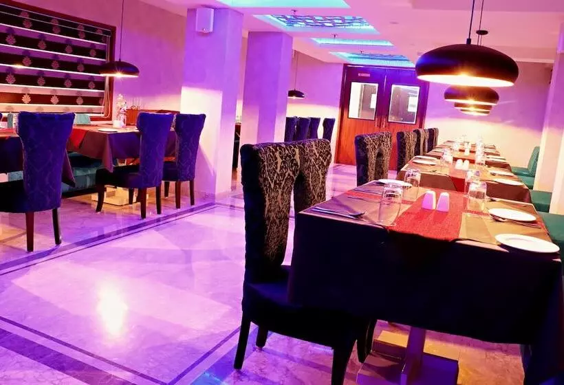 Hotelli The Grand Siba