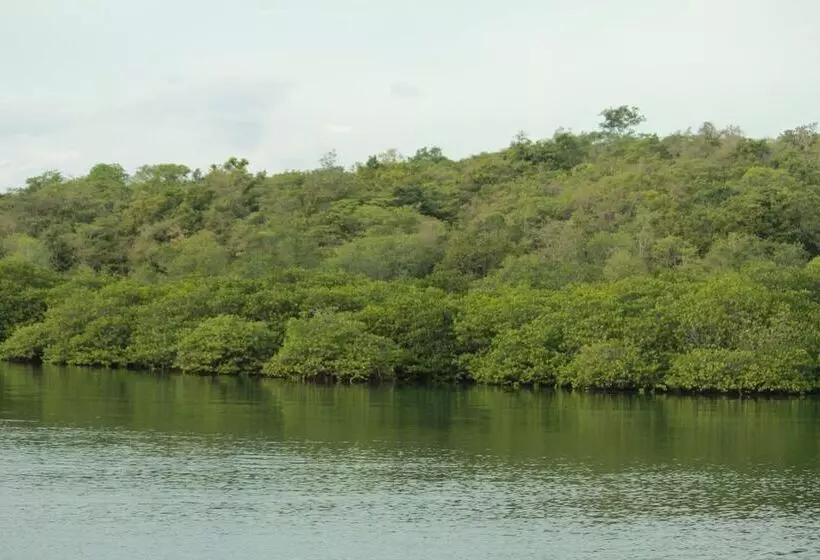 Hotelli White Sandy Beach Menjangan