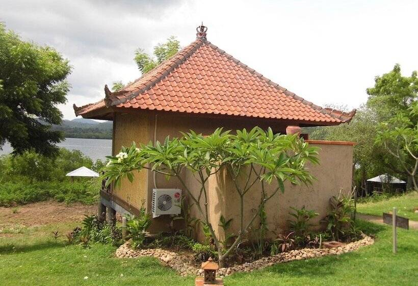 فندق White Sandy Beach Menjangan