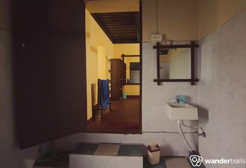 ペンション Bungalow 1934   A Wandertrails Showcase