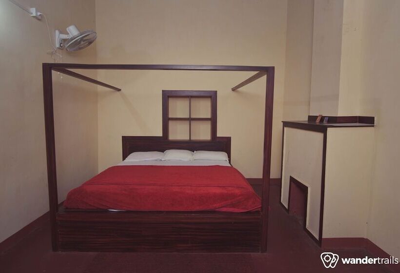 بنسيون Bungalow 1934   A Wandertrails Showcase