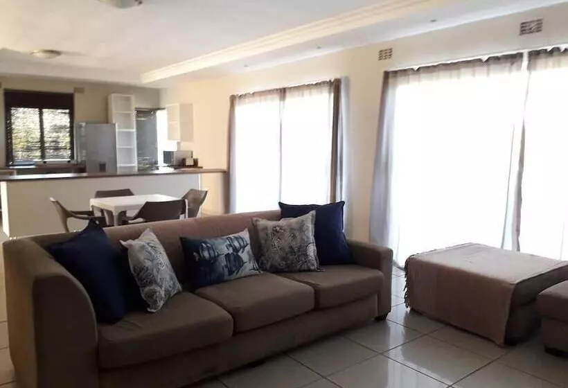 Majatalo Seaxplore Lodge & Dive Center