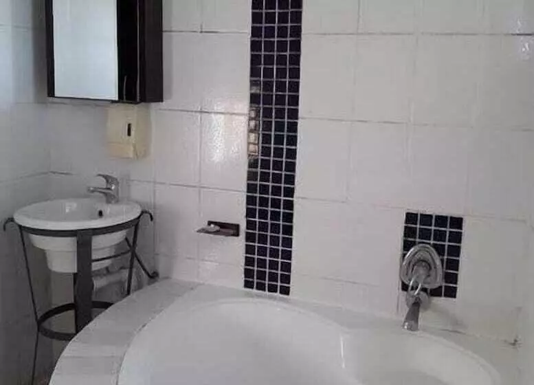 Majatalo Seaxplore Lodge & Dive Center