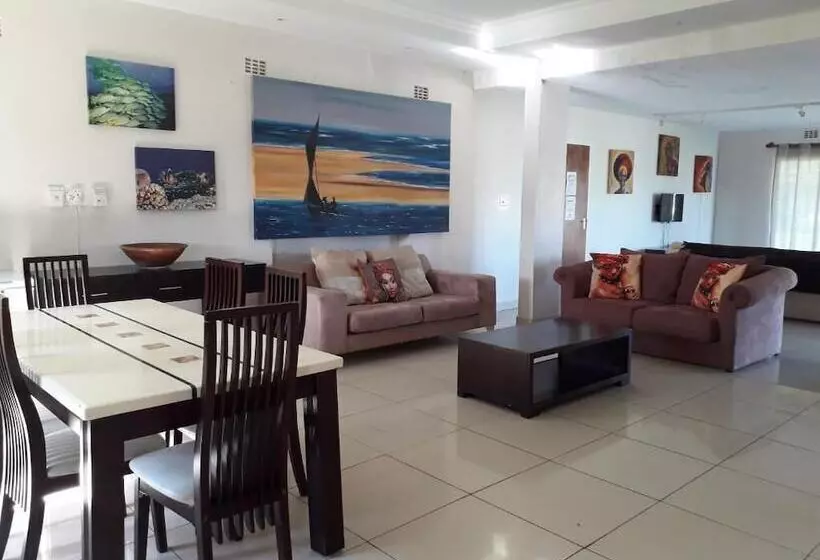 Majatalo Seaxplore Lodge & Dive Center