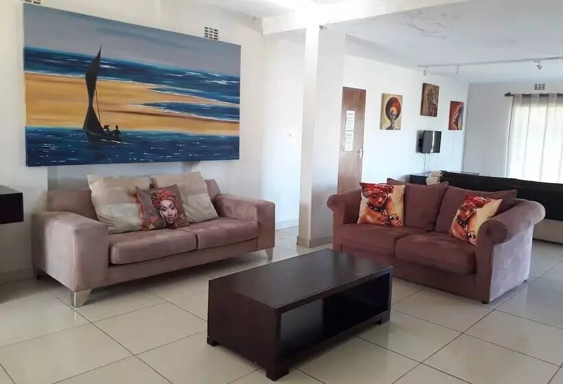 Majatalo Seaxplore Lodge & Dive Center