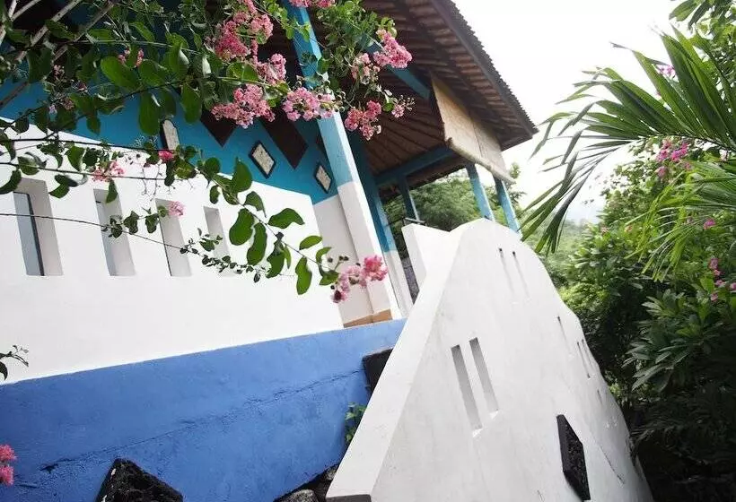 Majatalo Waenis Sunset View