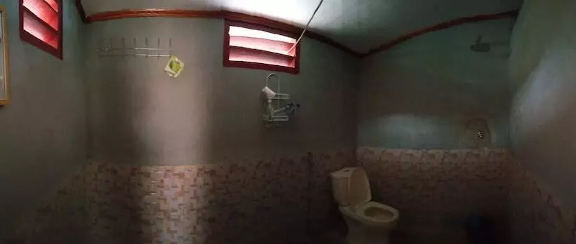 Aamiaismajoitus (B&B) Losmen Anugrah