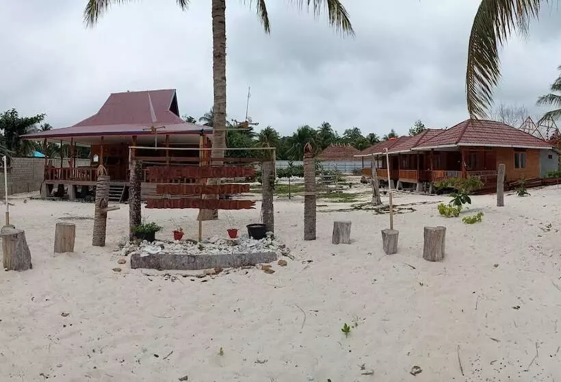 Aamiaismajoitus (B&B) Losmen Anugrah