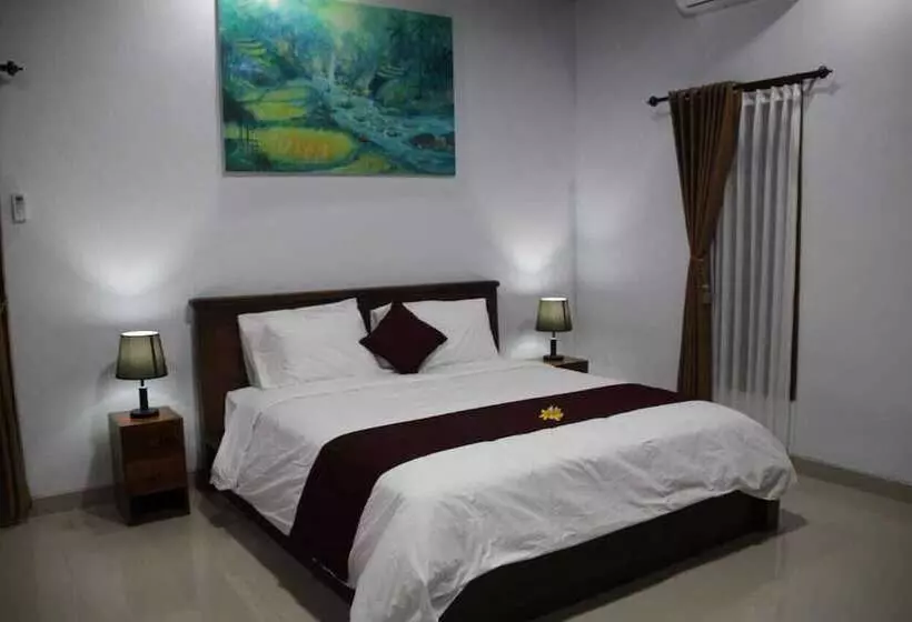 Aamiaismajoitus (B&B) Toekad Ayung Villa