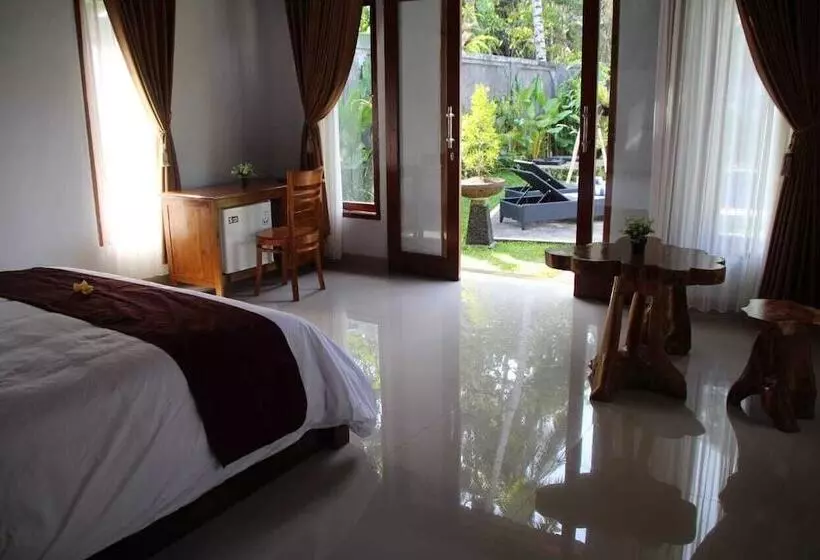 Aamiaismajoitus (B&B) Toekad Ayung Villa