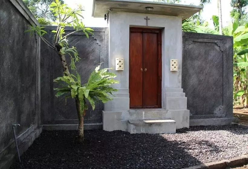 Aamiaismajoitus (B&B) Toekad Ayung Villa