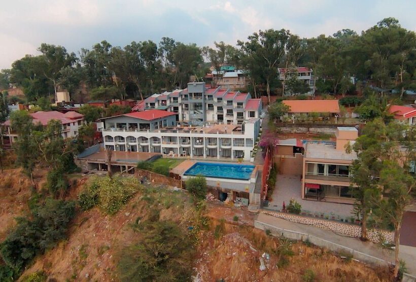 Cloud Mist Resort And Spa