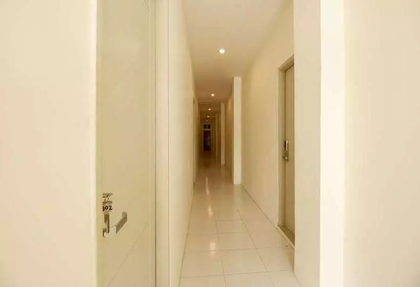 هتل Airy Eco Syariah Kampung Bali Satu 60 Jakarta