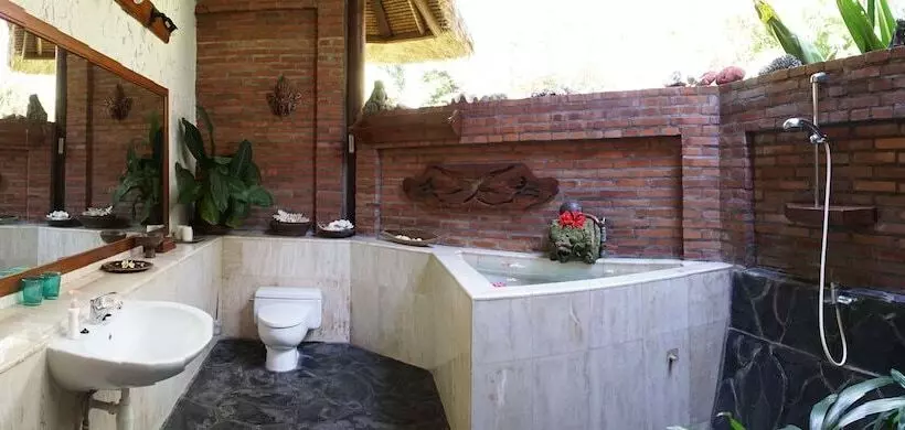 Hotelli Ciliks Beach Garden