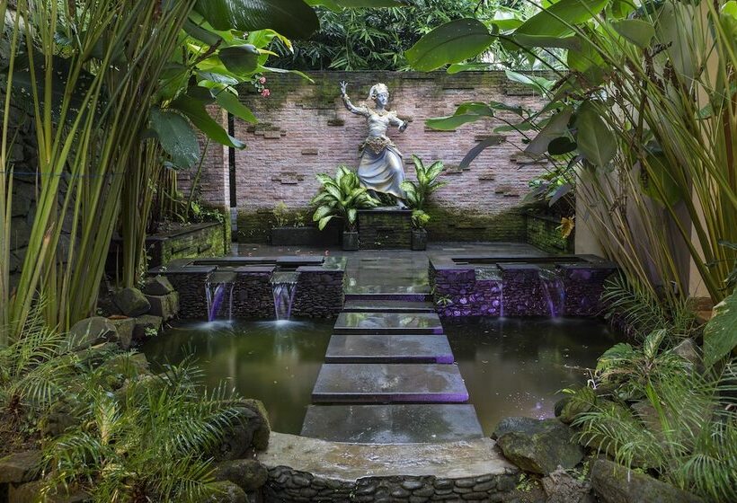 호텔 Desak Putu Putera Cottages