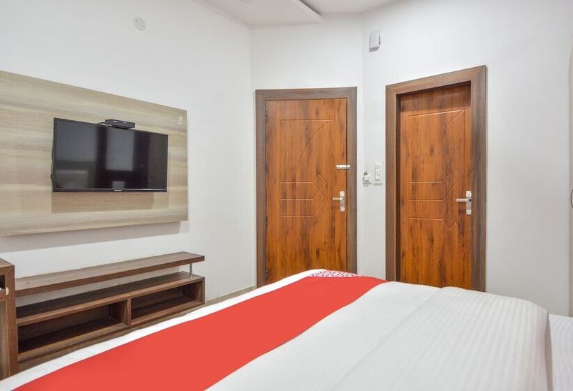 בית מלון כפרי Govindham By Oyo Rooms