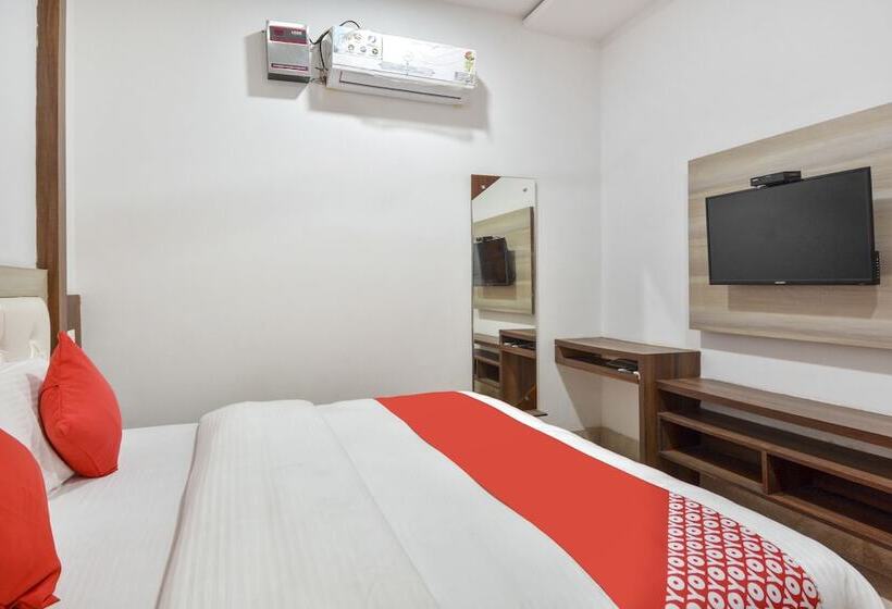 בית מלון כפרי Govindham By Oyo Rooms