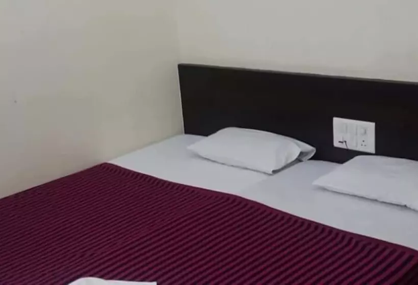 ホテル Iroomz Vkg Complex