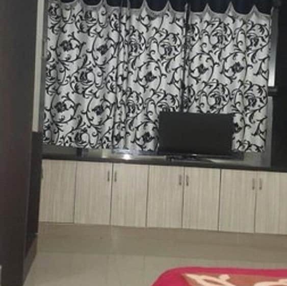 Отель Iroomz Vkg Complex